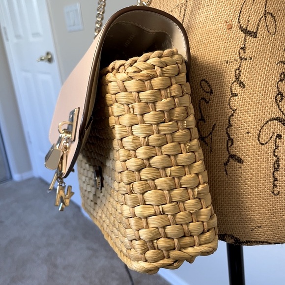 DKNY Elissa Medium Chain Strap Shoulder Bag - Picture 15 of 17